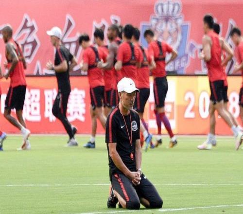 诺丁汉森林,足总杯四轮,取胜英甲埃,一号娱乐,一号娱乐官方,一号娱乐官网,一号娱乐入口,一号娱乐登录